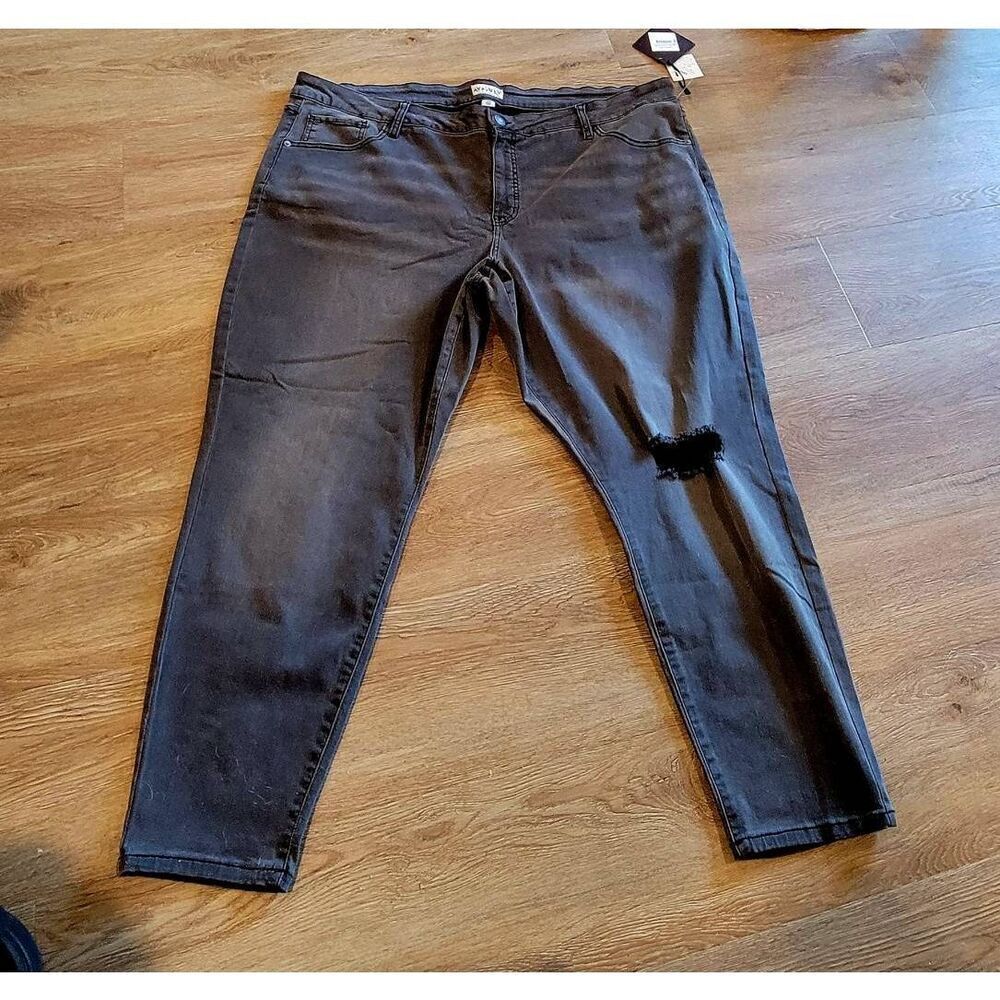 Plus Jeans gray size 26 womens 3x nwt distressed bohemian look grey curvy